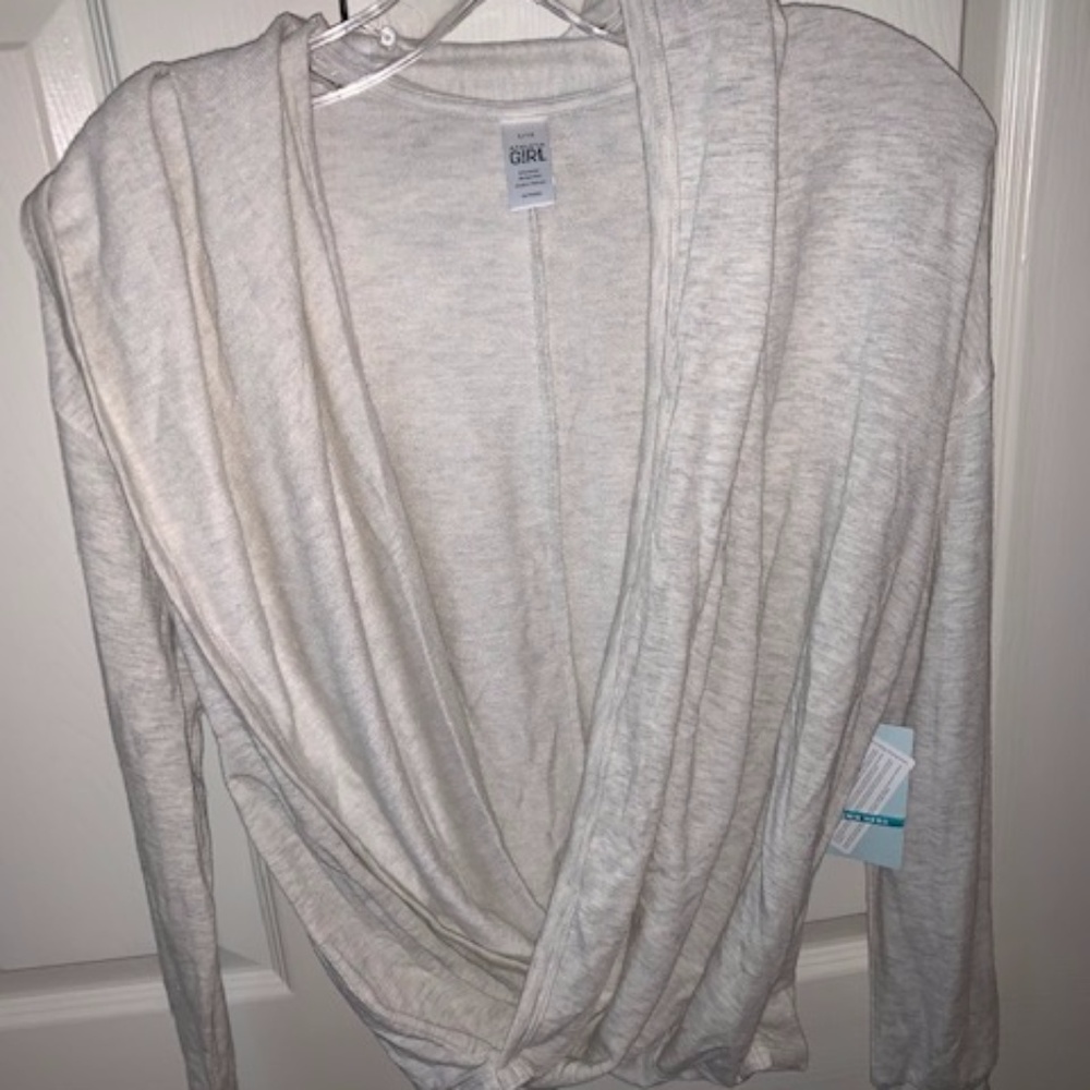 GIrl longsleeve coverup